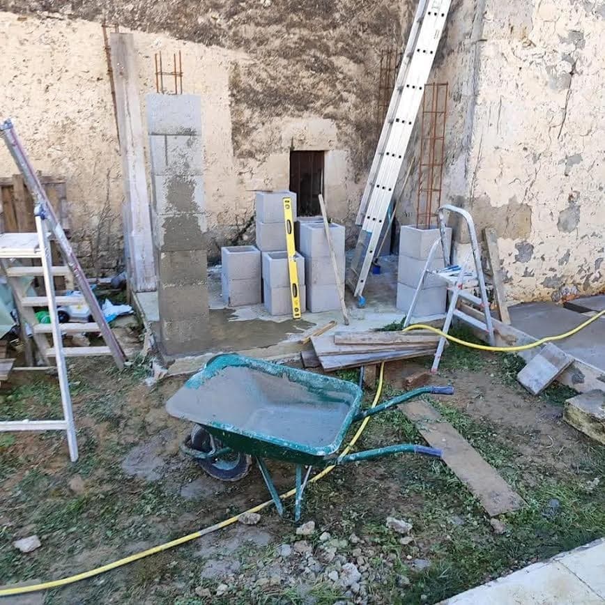 Maçonnerie extérieure à Lectoure (32700)